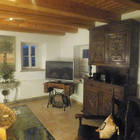Rheinufer-Lodge In Leverkusen-Hitdorf-Mit Blick Auf Den Rhein - Zentral An Der A1 Und Der 59 Luaran gambar